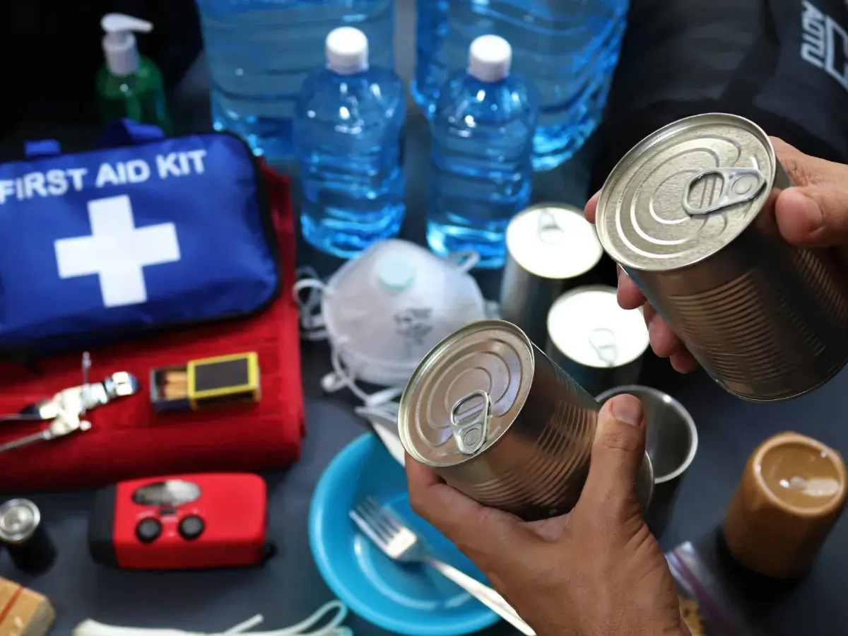 Preparing an emergency kit